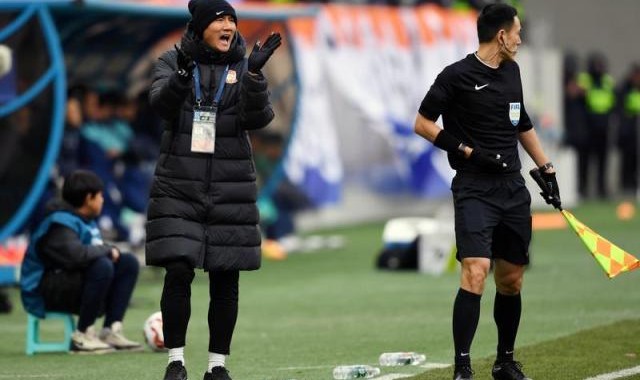 开云体育-邵佳一：赢下三镇非常关键 祝贺球队取得赛季首胜